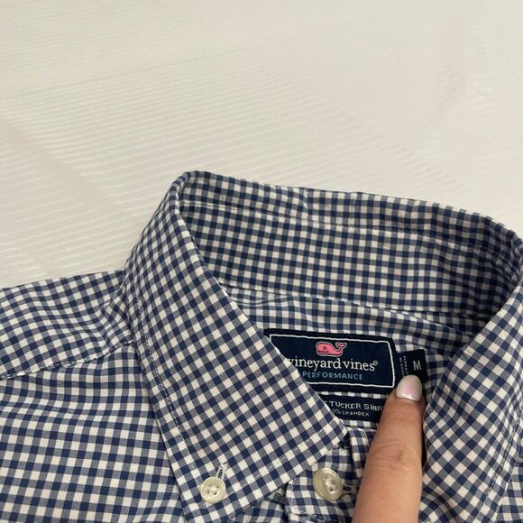 Lot Of 2 Vineyard Vines Classic Fit Tucker Button Down Shirt Size Medium - Picture 4 of 12